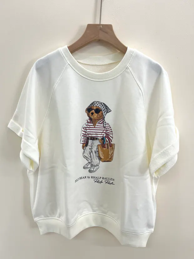 Bear Graphic Short-Sleeve Sweatshirt in White, product image 6 of 8
