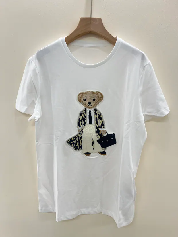 Bear Graphic T-Shirt in White, product image 2 of 6