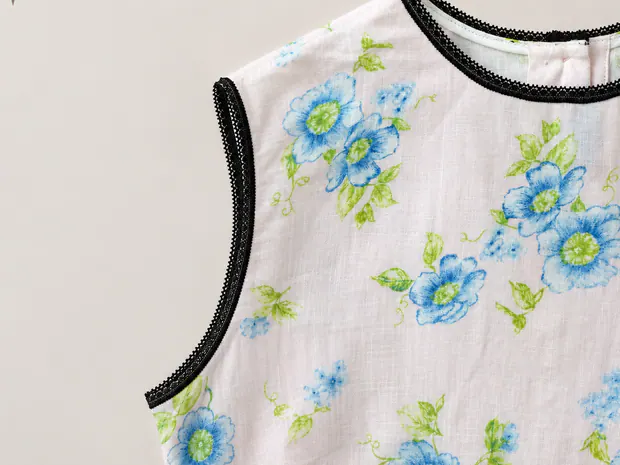 Floral Midi Dress in Pink, product image 3 of 8
