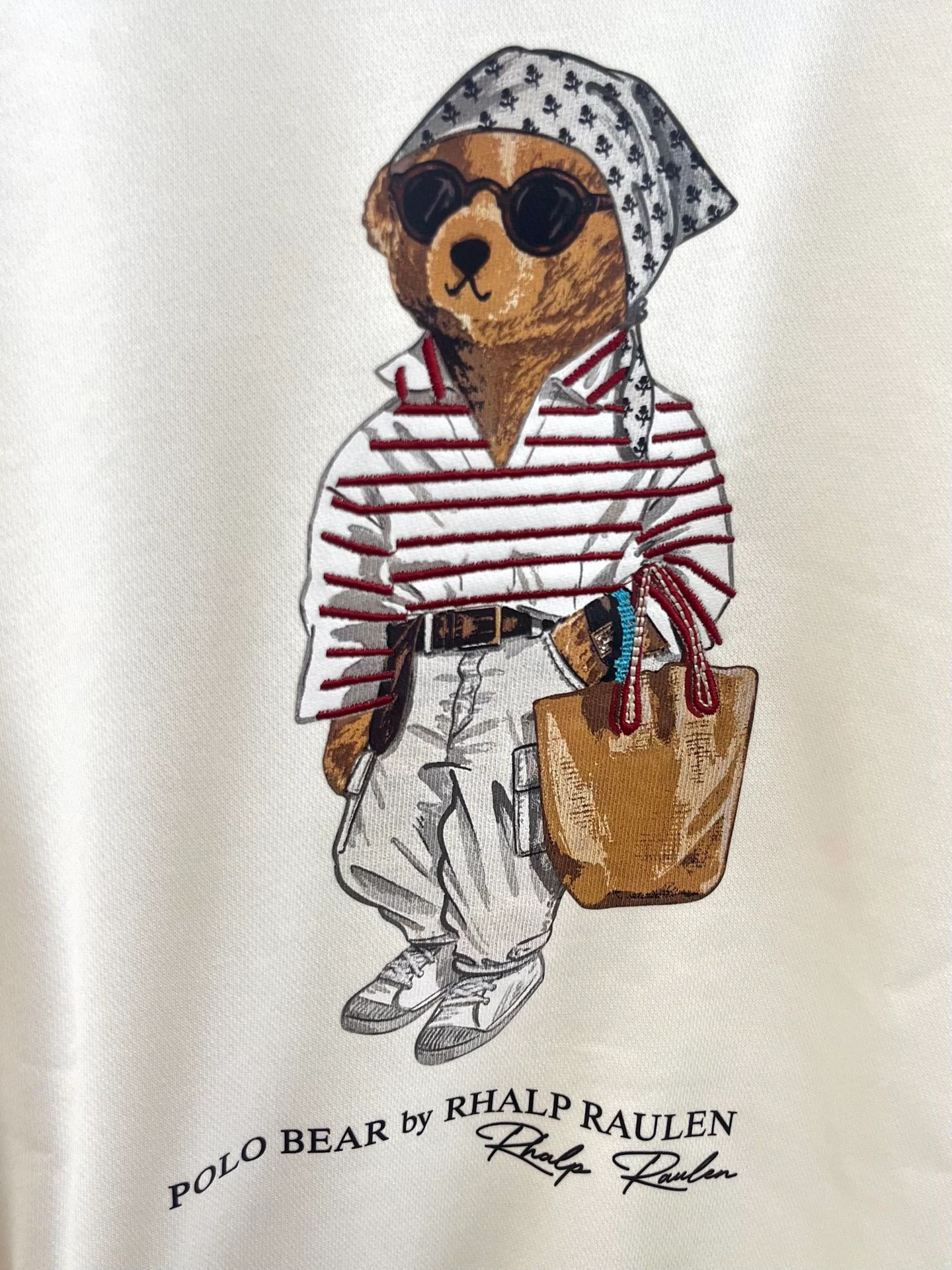 Bear Graphic Short-Sleeve Sweatshirt in White, product view
