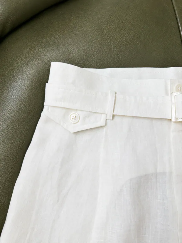 Linen Shorts in White, product image 3 of 8