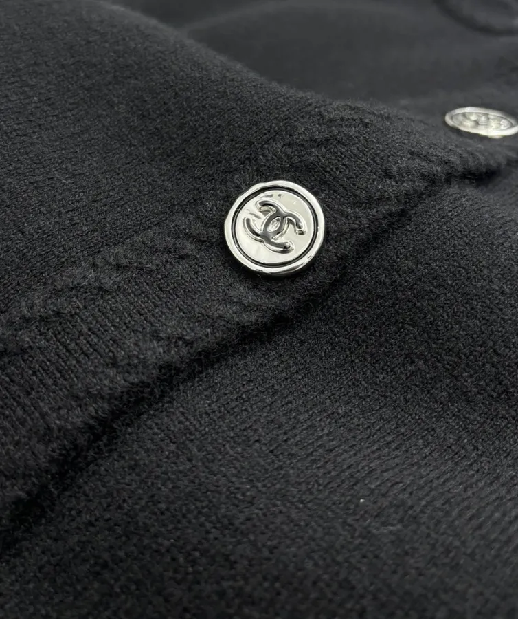 Black Slim-Fit Sleeveless Knit Top in Black, product view 12