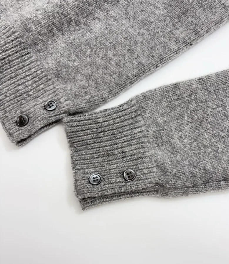 Long-Sleeve Pullover Sweater in Gray, product view 06