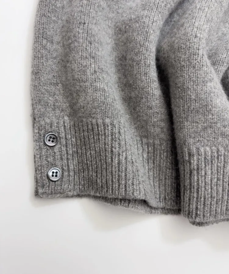 Long-Sleeve Pullover Sweater in Gray, product view 09