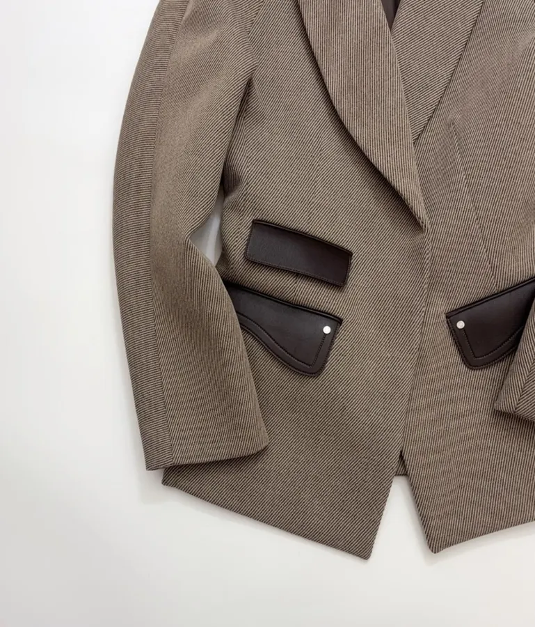 Antique Retro Leather-Inlaid Double-Layer Equestrian Twill Wool Suit in Taupe, product view 10