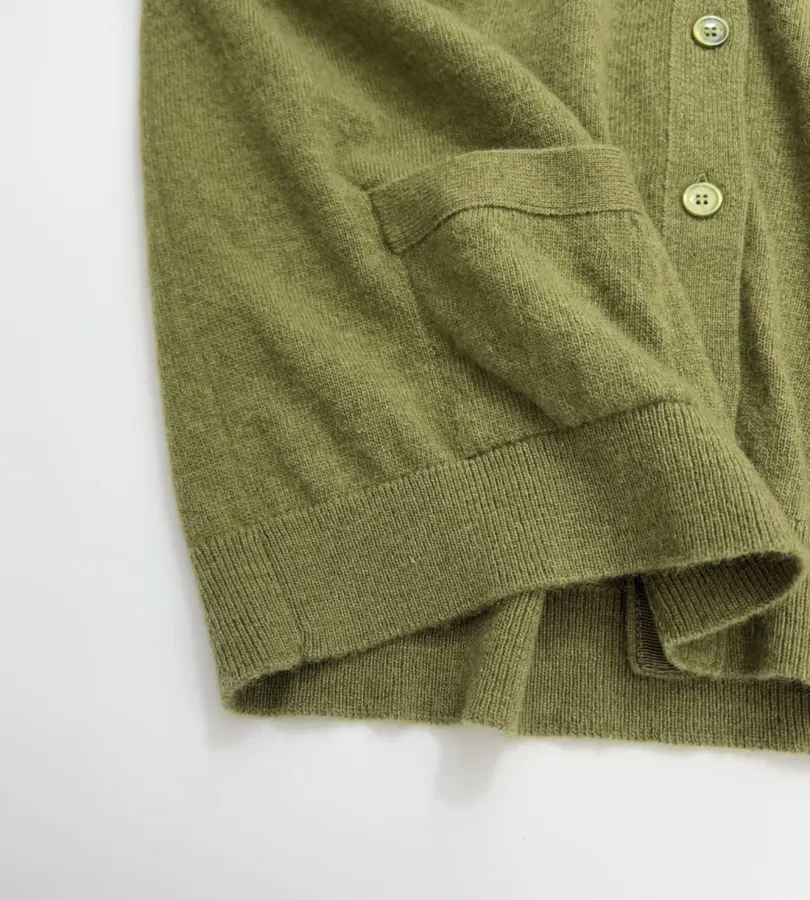 Double-Pocket V-Neck Wool Cropped Cardigan in Green, product view 12