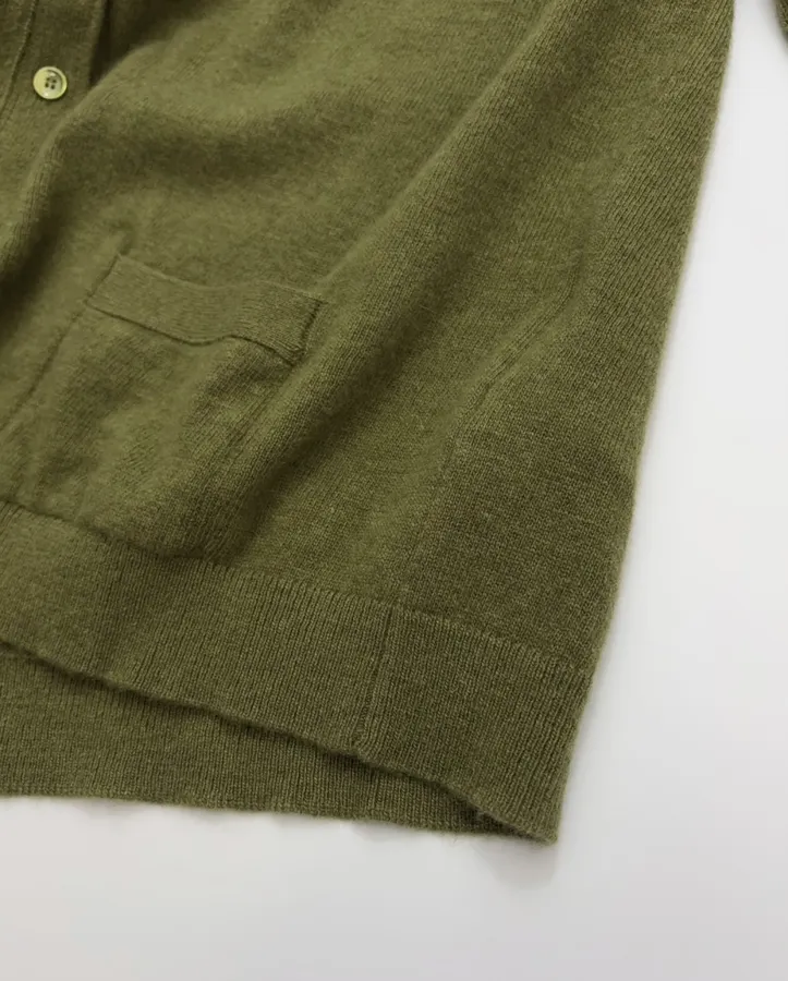 Double-Pocket V-Neck Wool Cropped Cardigan in Green, product view 14