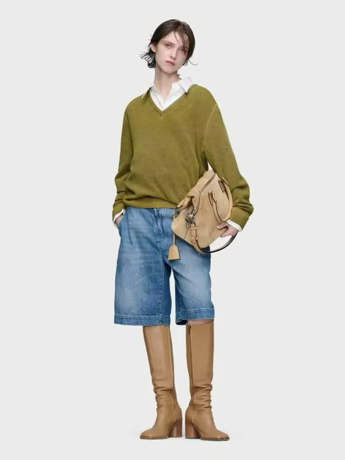 V-Neck Knitted Pullover Sweater in Green, product view 12