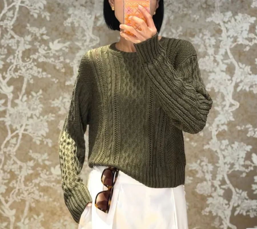 Loose-fit Cable-Knit Sweater Pullover in Olive Green, product view 01