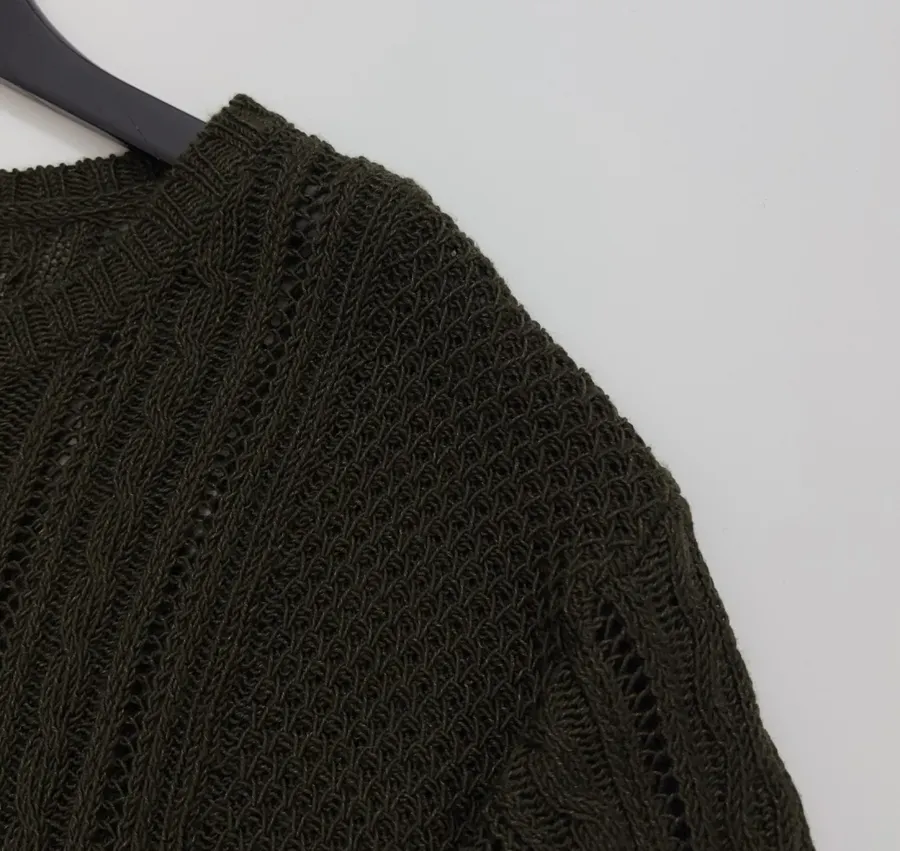 Loose-fit Cable-Knit Sweater Pullover in Olive Green, product view 06