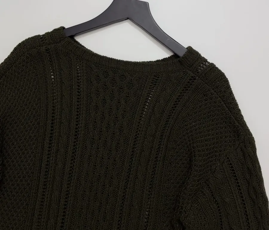 Loose-fit Cable-Knit Sweater Pullover in Olive Green, product view 16