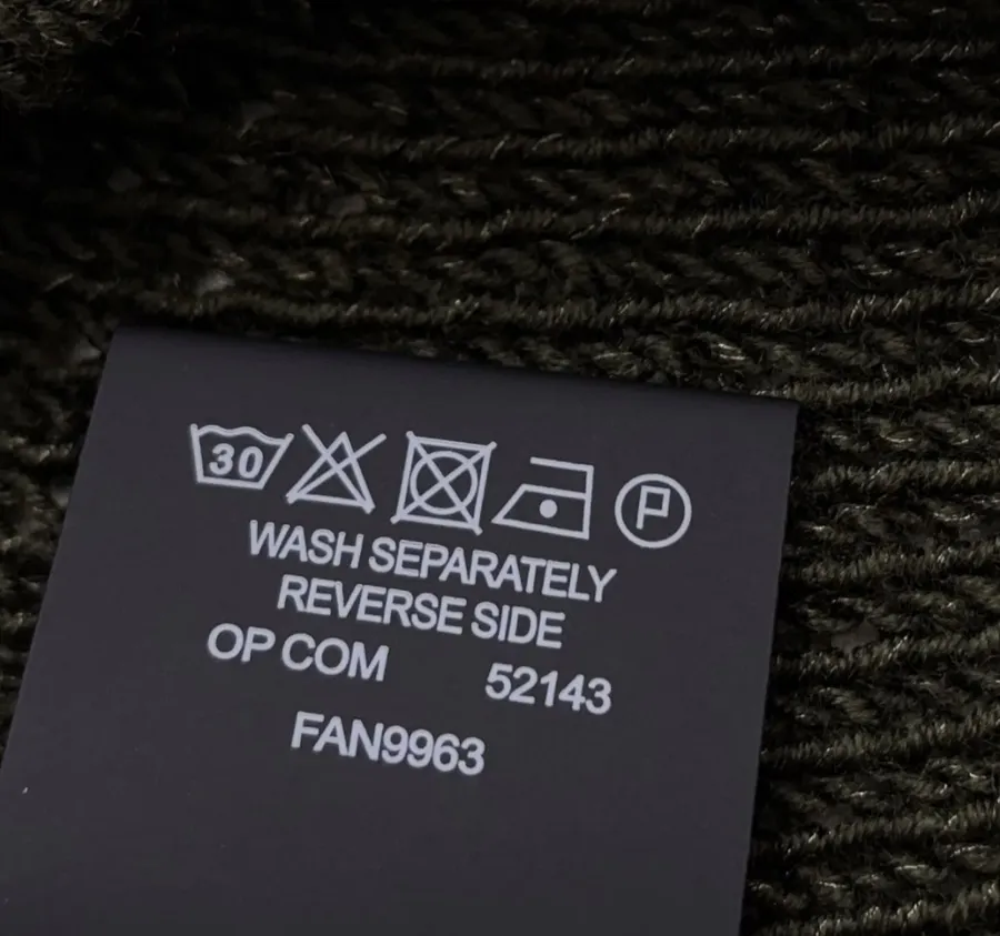 Loose-fit Cable-Knit Sweater Pullover in Olive Green, product view 18