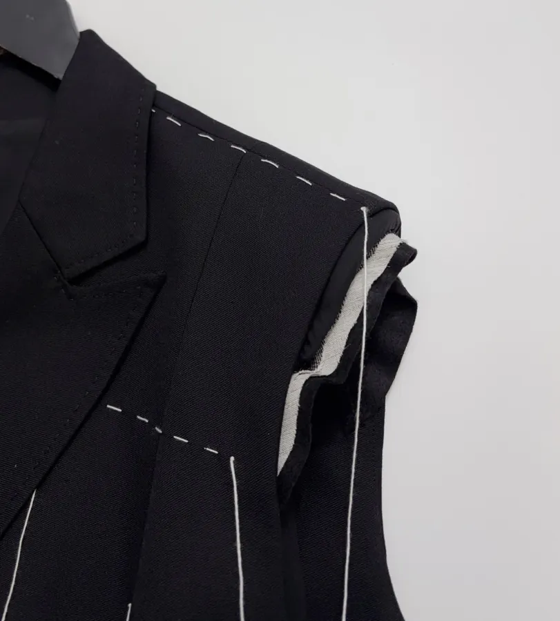 Wool Material Hand-Sewn Thread Waistcoat in Black, product view 03