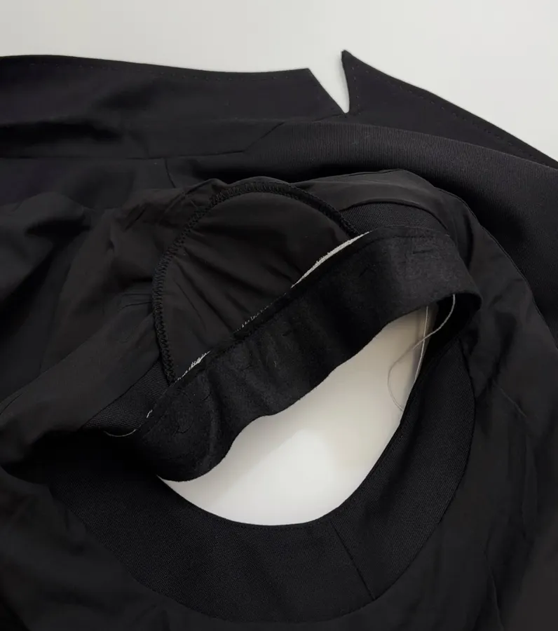 Wool Material Hand-Sewn Thread Waistcoat in Black, product view 06