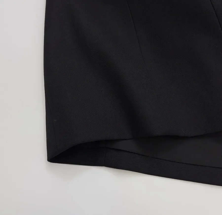 Wool Material Hand-Sewn Thread Waistcoat in Black, product view 11