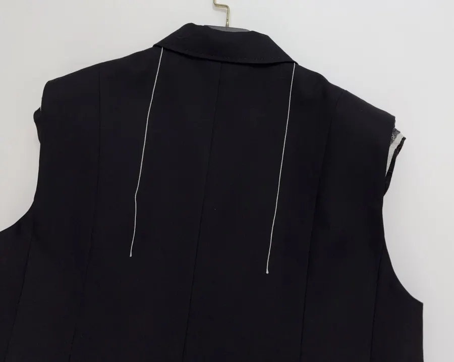 Wool Material Hand-Sewn Thread Waistcoat in Black, product view 16