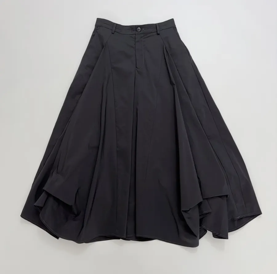 Loose Wide-Leg Long Pants, Casual Bloomer A-Line Culottes in Black, product view 01