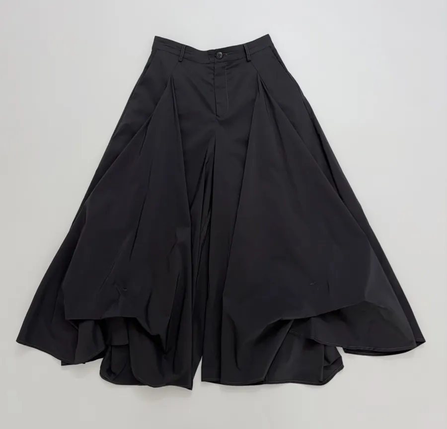 Loose Wide-Leg Long Pants, Casual Bloomer A-Line Culottes in Black, product view 02