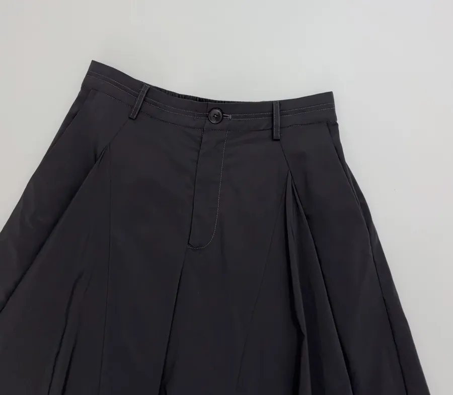 Loose Wide-Leg Long Pants, Casual Bloomer A-Line Culottes in Black, product view 03