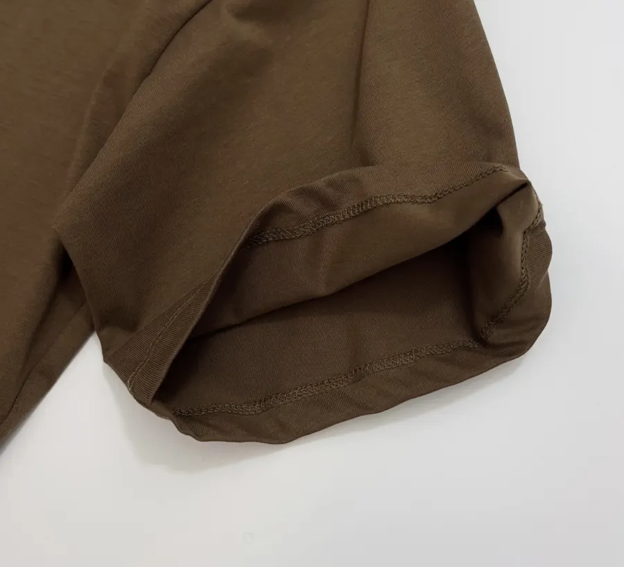 Graffiti Letter Loose Crew Neck Short-Sleeve T-Shirt Top in Dark Brown, product view 04