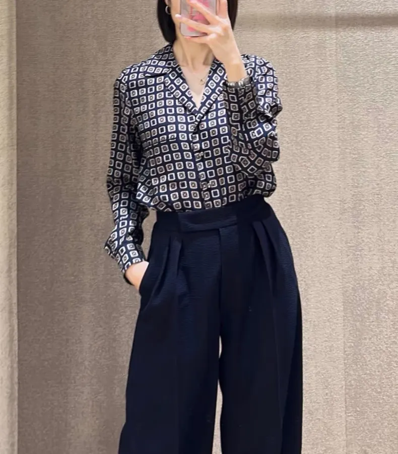 Dark Blue Retro Heavy-duty Positioning Checkered Twill Silk Shirt Top in Navy, product view 16