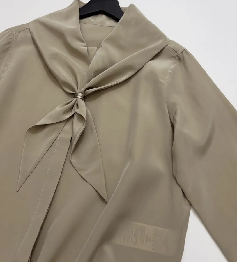 Silk Scarf Collar Double Crepe Real Silk Shirt Top in Beige, product view 03