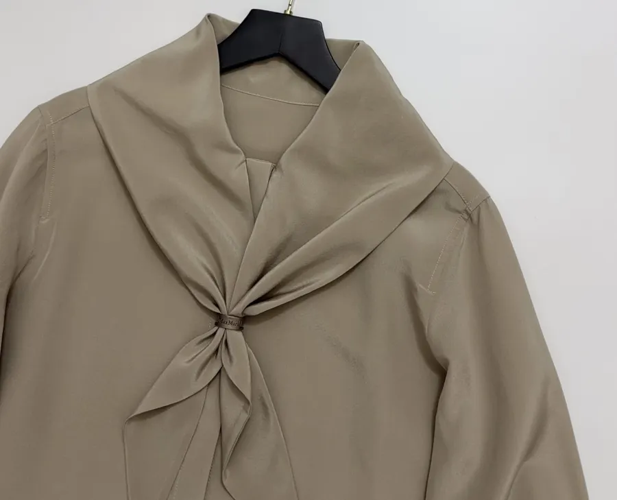 Silk Scarf Collar Double Crepe Real Silk Shirt Top in Beige, product view 04