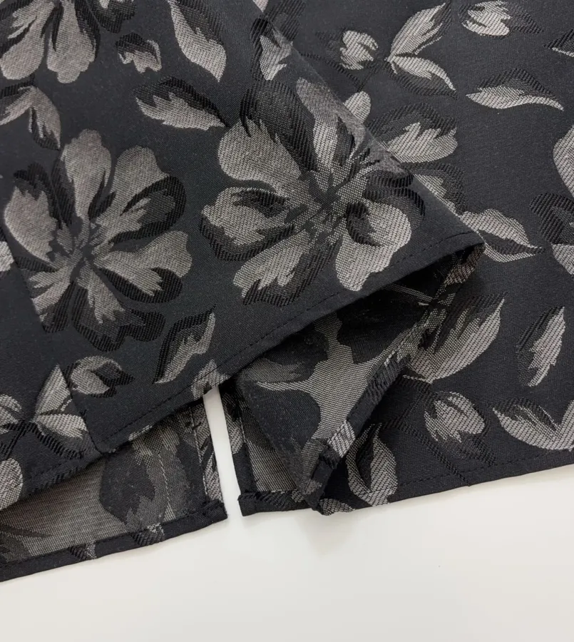 Retro Elegant Black Floral Stiff Jacquard Back Zipper A-Line High-Waisted Loose Skirt in Black, product view 10