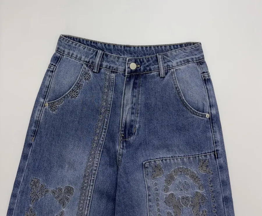 Blue Embroidered Cotton-Linen Washed Light Blue Cropped Jeans in Light Blue, product view 03