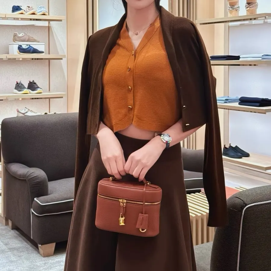 Brown Short Wool Cashmere Mulberry Silk Knitted Skirt in Brown, product view 04