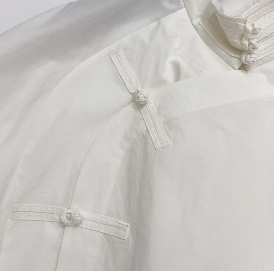 Asymmetric Mandarin-Collar Side-Slit Shirt in White, product view 05