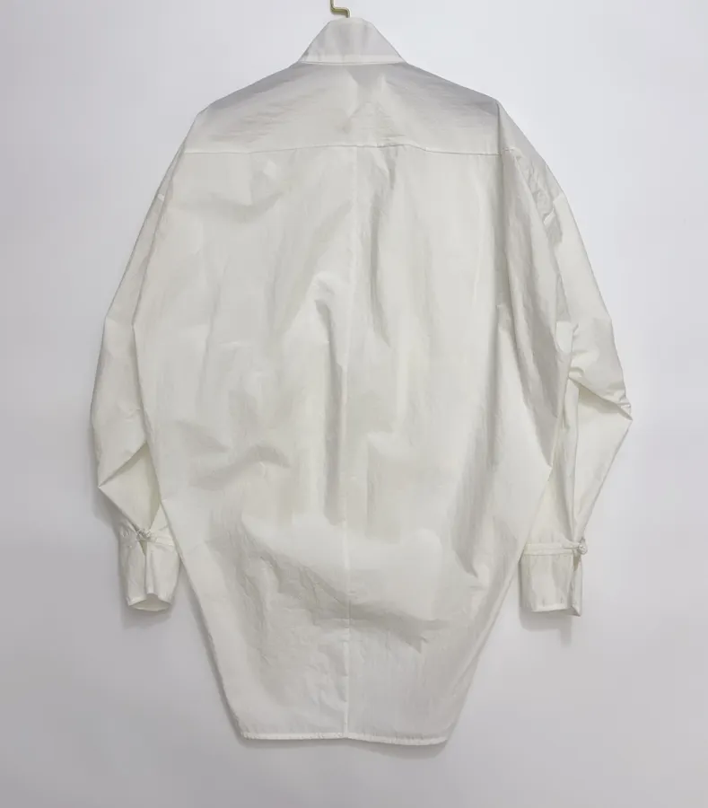 Asymmetric Mandarin-Collar Side-Slit Shirt in White, product view 15