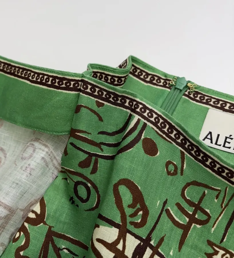 Linen Green Fish Stripe Half-Skirt in Green, product view 14