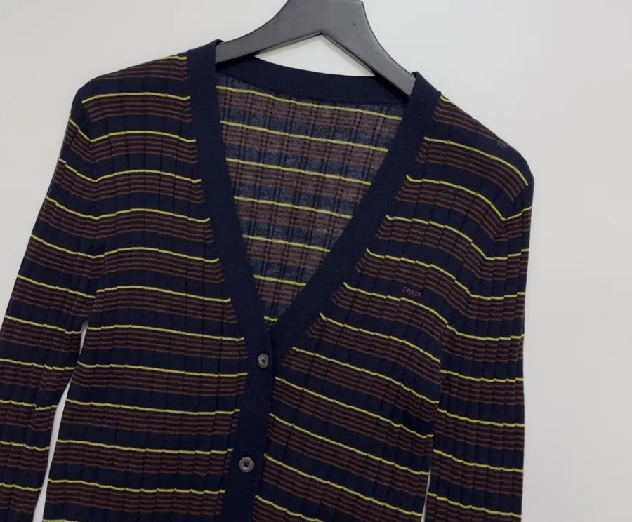 Striped Long-Sleeve Slim-Fit V-Neck Button-Down Knitted Cardigan Top in Black and Gold, product view 02