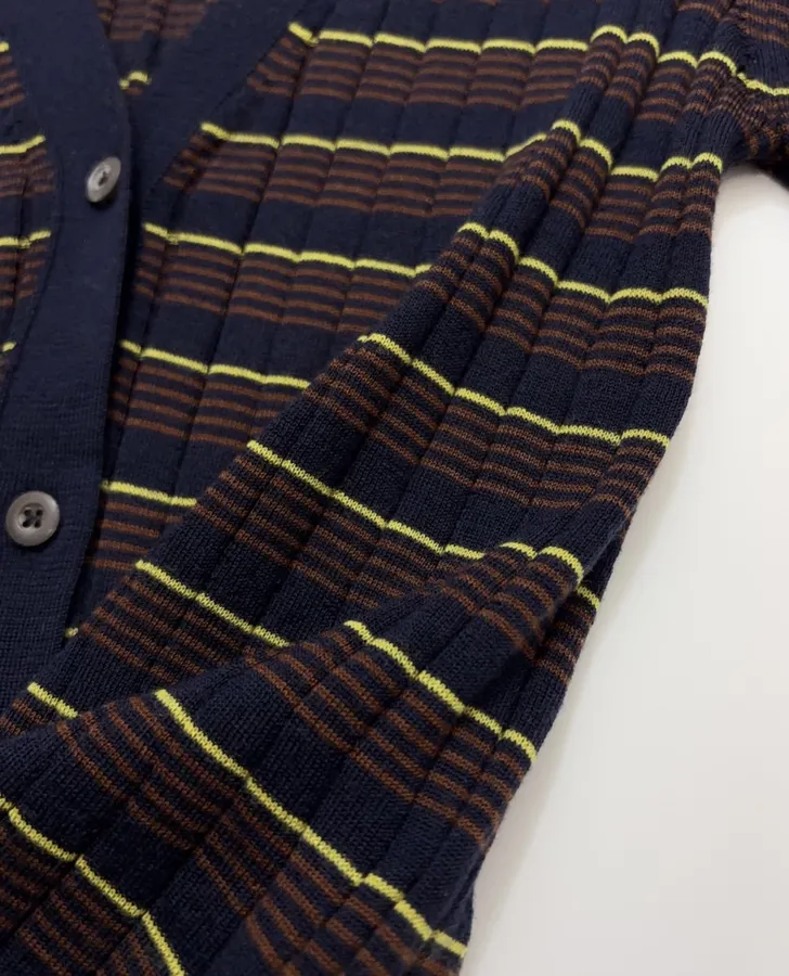 Striped Long-Sleeve Slim-Fit V-Neck Button-Down Knitted Cardigan Top in Black and Gold, product view 06