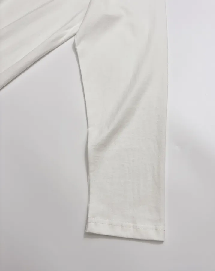 Graffiti Letter Crewneck Long-Sleeve T-Shirt Top in White, product view 08