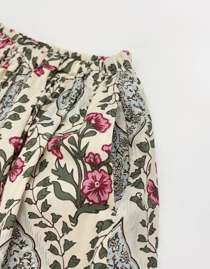 Letter Retro Print Skirt for Women, Elastic Side Tie, Mid-Length in Off-White, product view 04