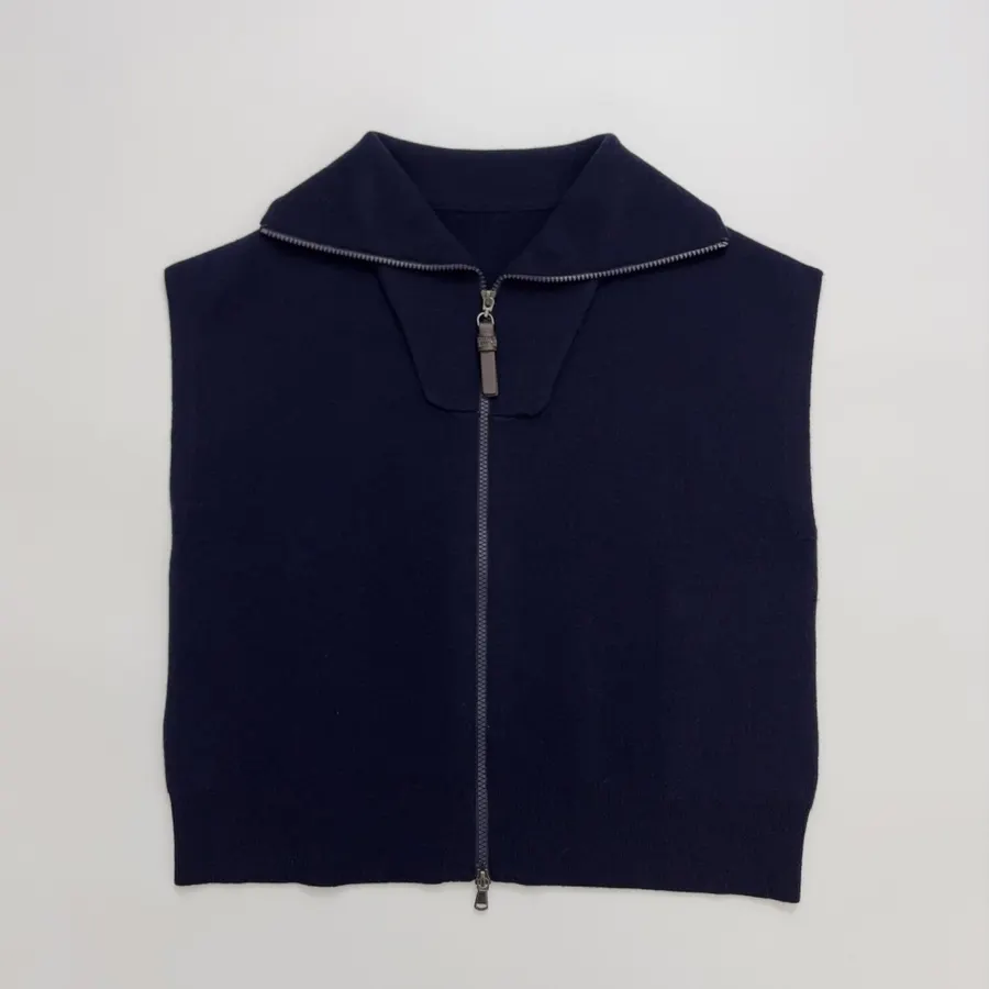 Cashmere-Wool Blend Zip-Up Knit Vest in Navy, product view 01