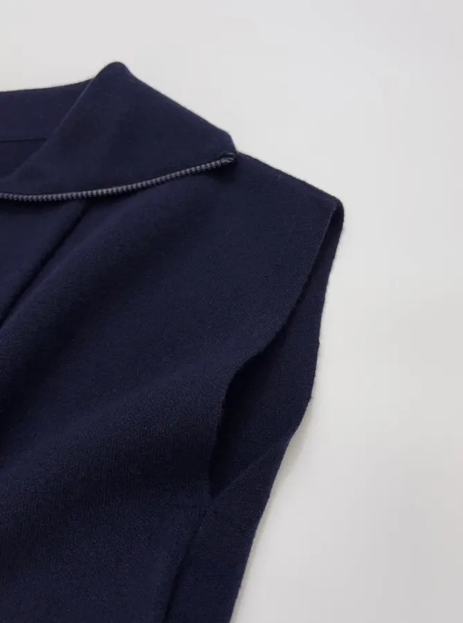 Cashmere-Wool Blend Zip-Up Knit Vest in Navy, product view 06