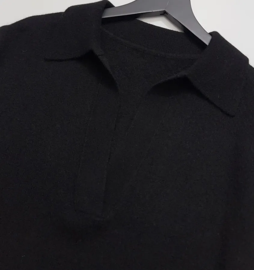 Solid Cashmere Collared Short-Sleeve Knit Polo in Navy, product view 02