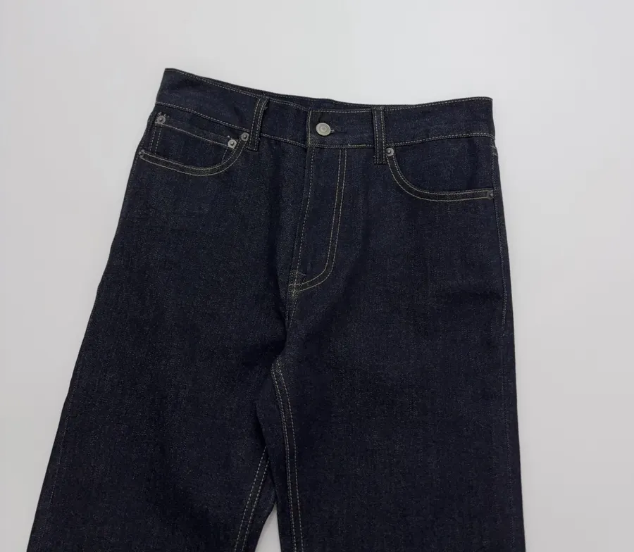 Dark Blue High-Waist Cropped Straight Jeans in Navy, product view 06
