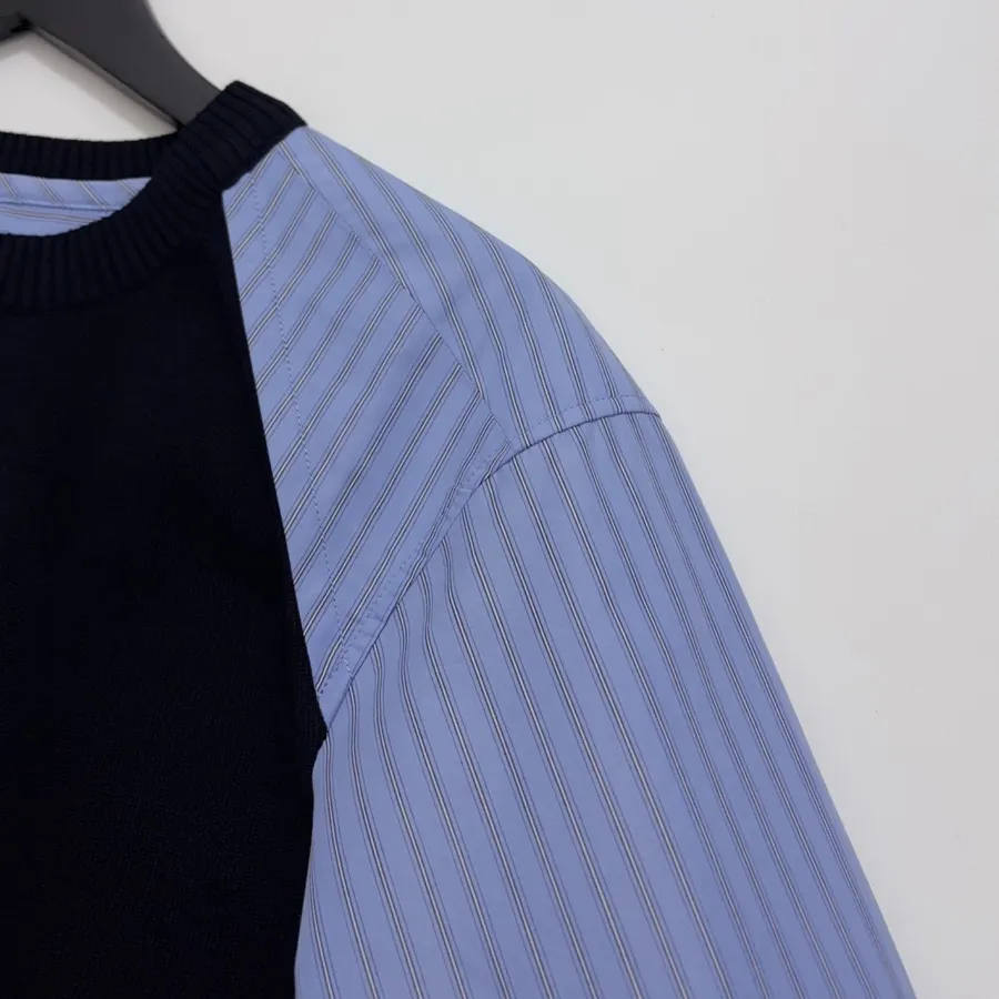 Top Irregularmente Empalmado in Navy and Blue, product view 03
