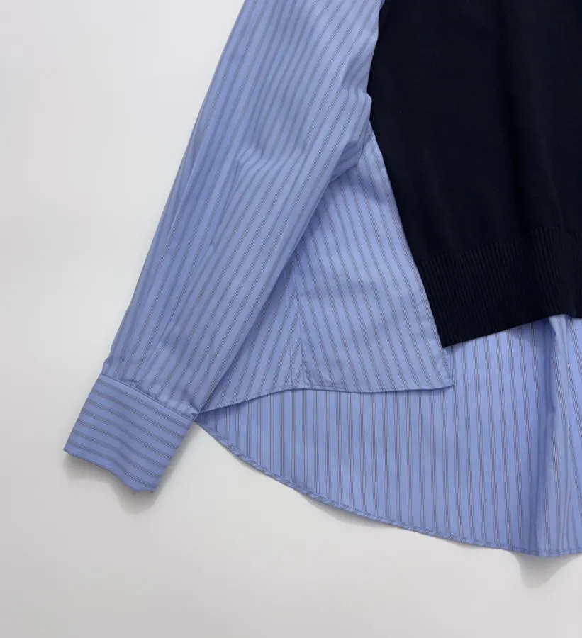 Top Irregularmente Empalmado in Navy and Blue, product view 06