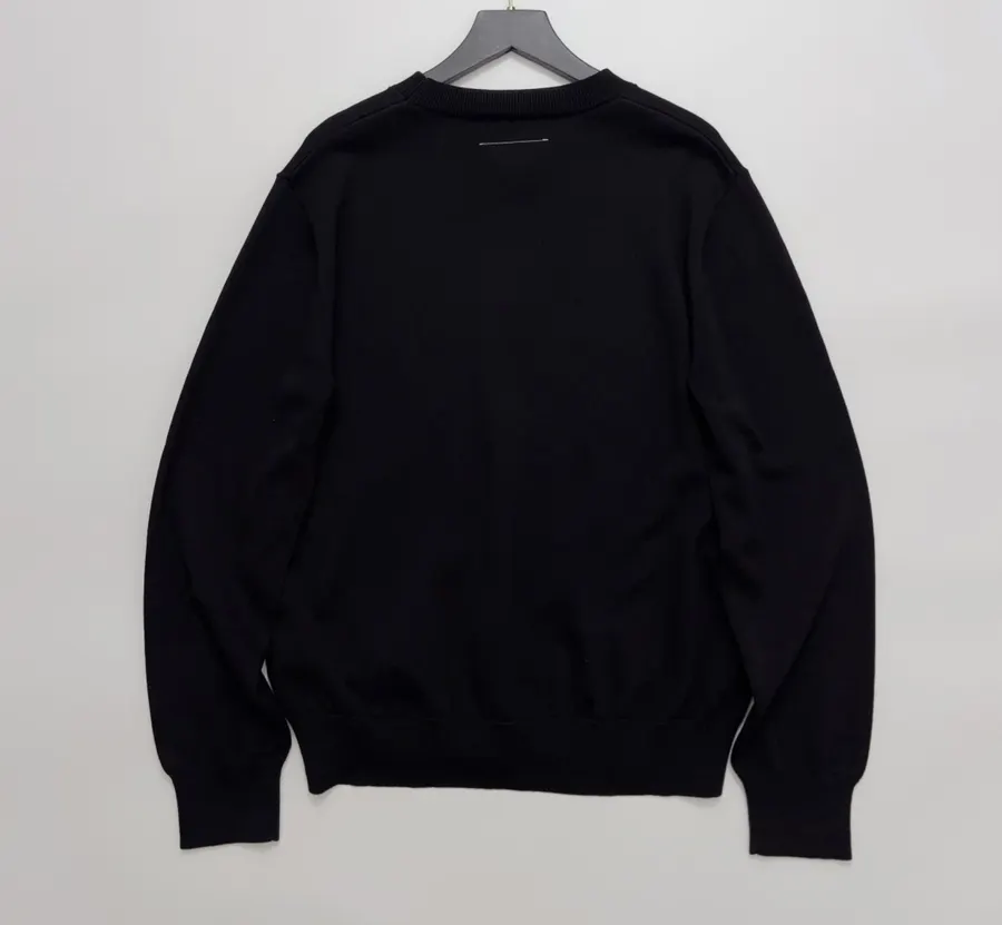 Letter Crew Neck Long-Sleeve Knitted Pullover Sweater in Black, product view 14