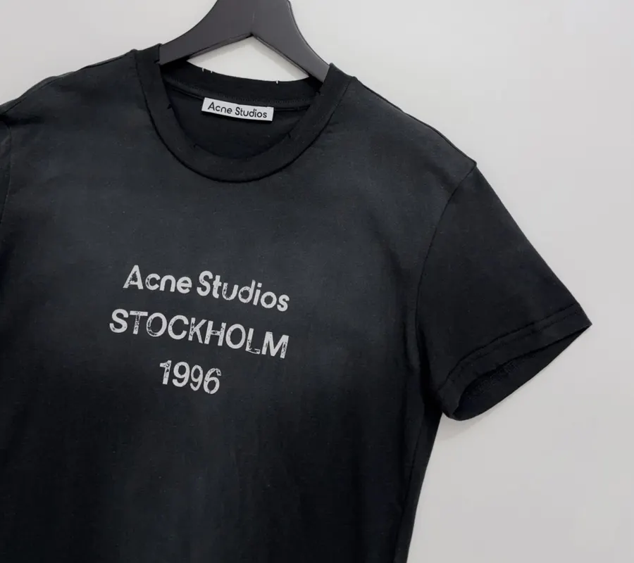 Distressed Vintage Short-Sleeve T-Shirt Top in Black, product view 02