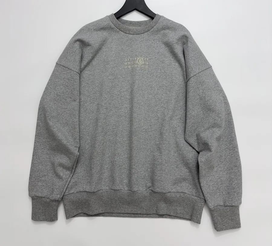 Gray Simple Letter Crewneck Loose Long-Sleeve Sweatshirt Top in Gray, product view 01