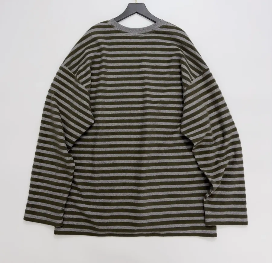 Striped Lazy Crewneck Loose Long-Sleeve T-Shirt in Charcoal, product view 15