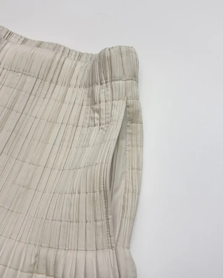 Ivory Quilted Pleated A-Line Midi Skirt in Off-White, product view 04