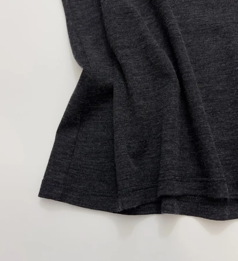 Solid Color Minimalist Wool Slim-Fit Pullover Bottoming Top in Black, product view 08