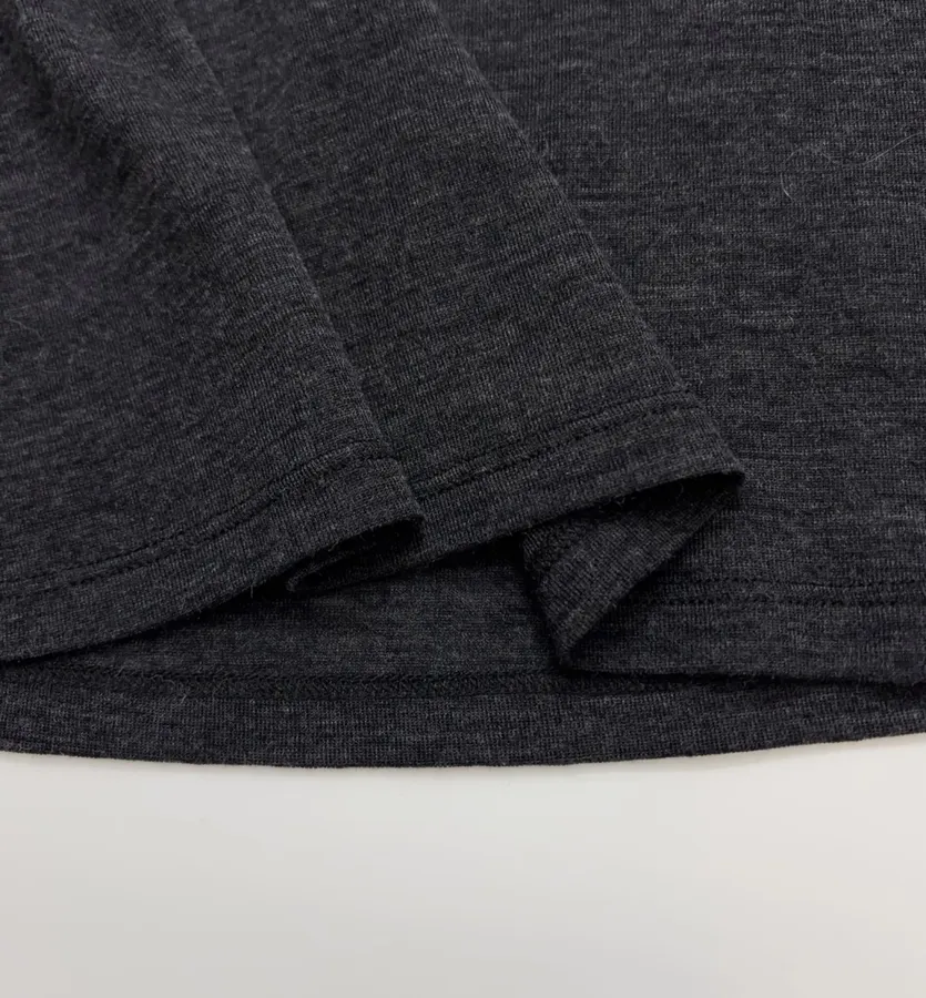 Solid Color Minimalist Wool Slim-Fit Pullover Bottoming Top in Black, product view 09